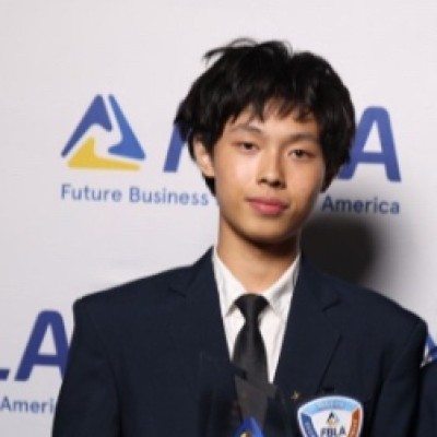Ethan Lee